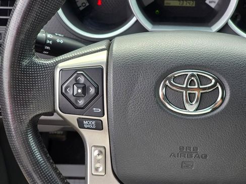 Used 2015 Toyota Tacoma 4x4 Double Cab w/ TRD Sport Package image 15