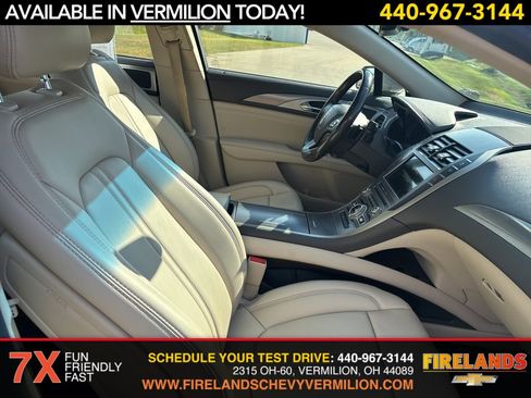 Used 2018 Lincoln MKZ Premiere image 27