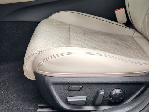 Used 2023 Genesis G70 3.3T w/ Sport Prestige Package image 22