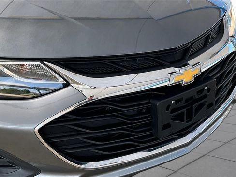 Used 2019 Chevrolet Cruze LT w/ Convenience Package FWD image 30