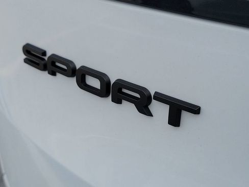 New 2026 Land Rover Range Rover Sport Dynamic SE image 10