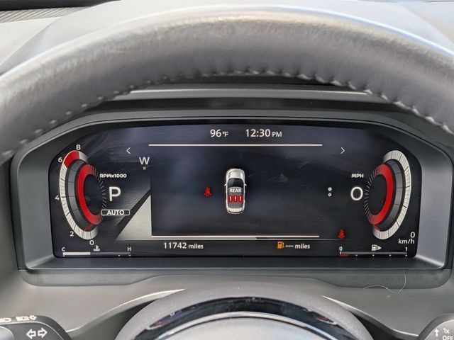 Used 2024 Nissan Rogue SL AWD/4WD image 29
