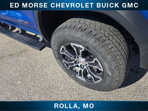 Used 2024 GMC Canyon AT4 image 11