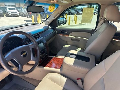 Certified 2014 Chevrolet Tahoe LTZ AWD/4WD image 15