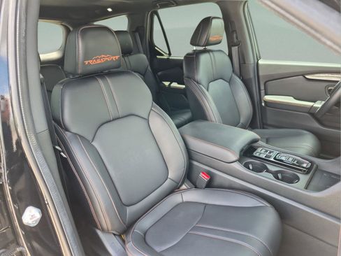 Certified 2025 Honda Pilot TrailSport image 19