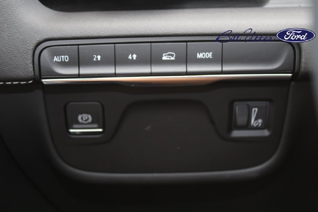 Used 2024 Cadillac Escalade Premium Luxury w/ LPO, Floor Liner Package AWD/4WD image 22