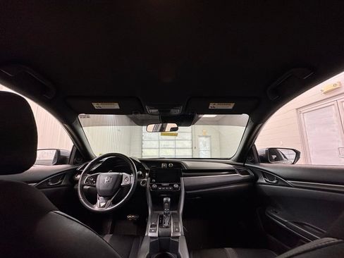 Used 2021 Honda Civic Sport image 18