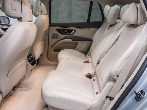 Certified 2023 Mercedes-Benz EQS 580 4MATIC SUV image 21