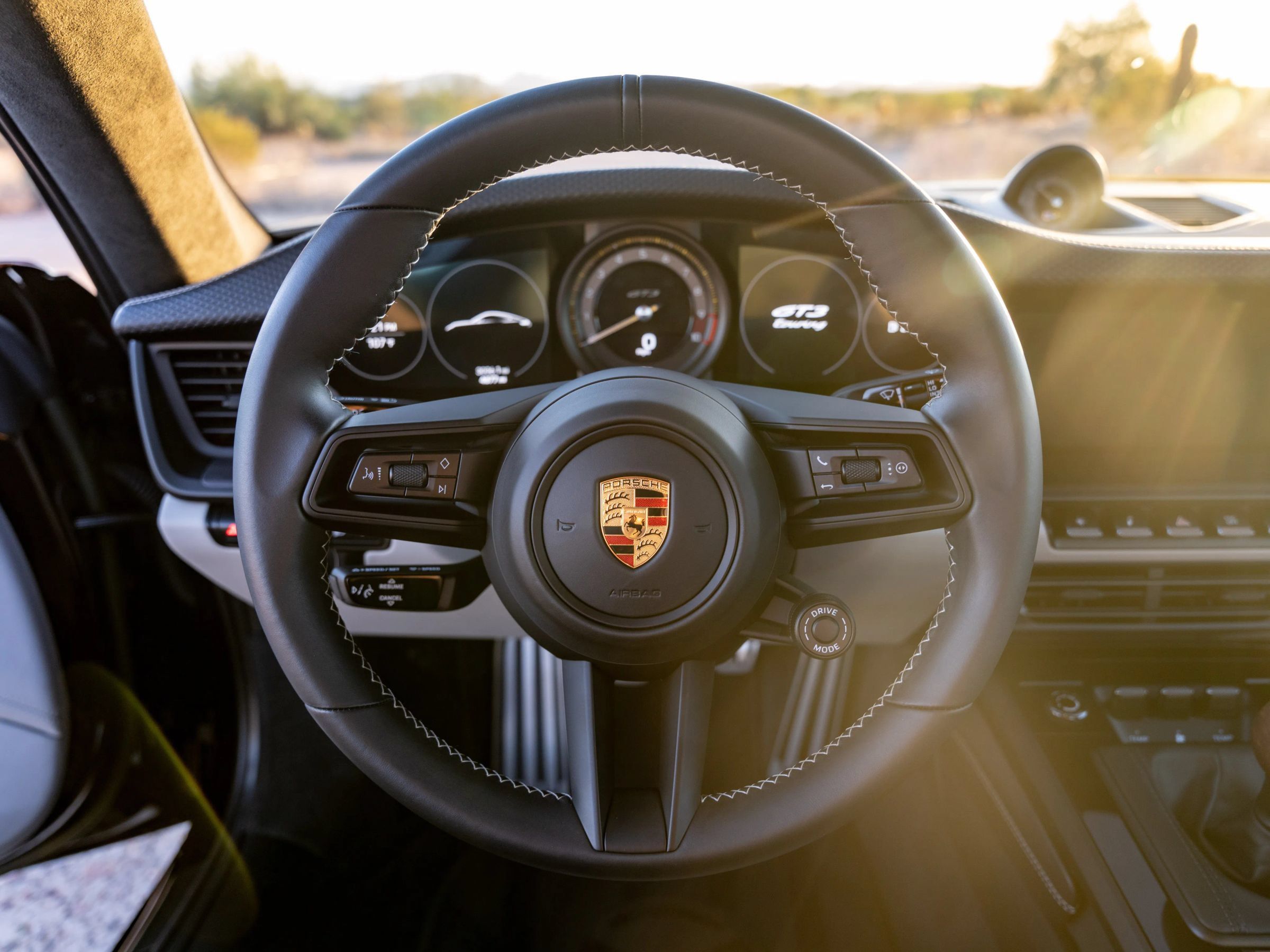 Used 2022 Porsche 911 GT3 RWD image 16