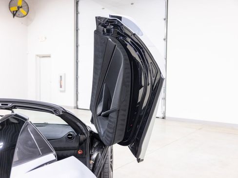 Used 2020 McLaren 720S Performance image 29