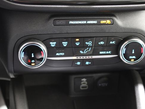 Used 2025 Ford Escape ST-Line image 20