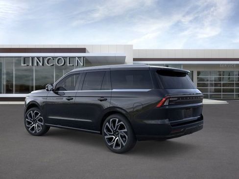 New 2026 Lincoln Navigator Black Label AWD/4WD image 4