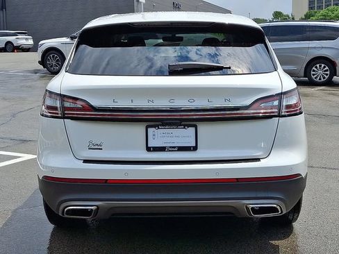 Certified 2023 Lincoln Nautilus AWD w/ Premium Package image 5