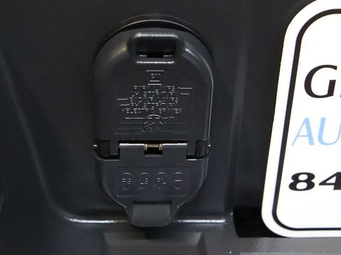 Used 2016 GMC Sierra 1500 SLE image 24