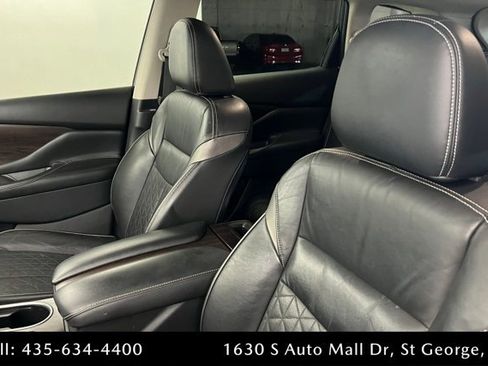 Used 2019 Nissan Murano Platinum w/ Cargo Package image 16