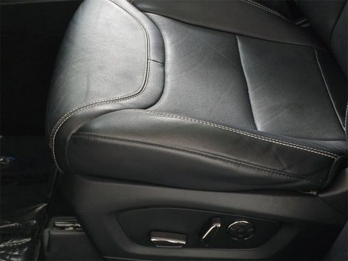 Used 2020 Ford Explorer ST w/ ST Street Pack image 32