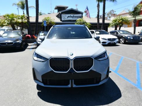 Used 2025 BMW X3 xDrive30i AWD/4WD image 2