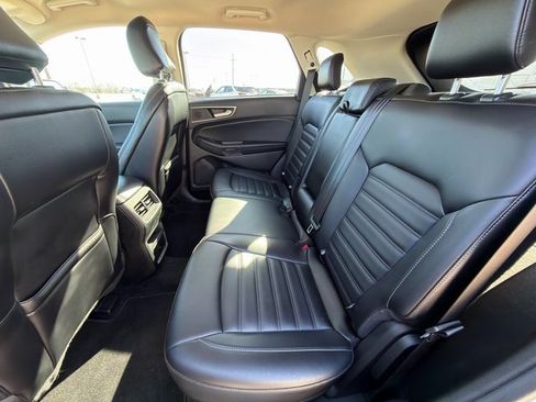 Used 2024 Ford Edge SEL image 23