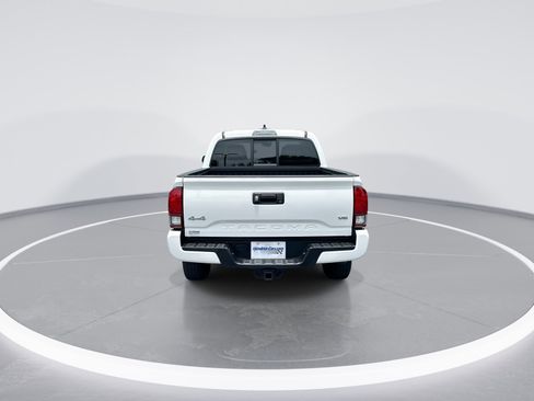 Used 2023 Toyota Tacoma SR AWD/4WD image 8