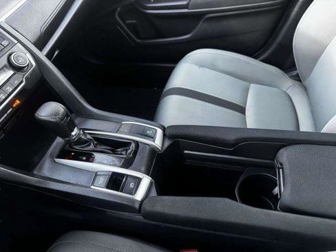 Used 2019 Honda Civic LX image 27
