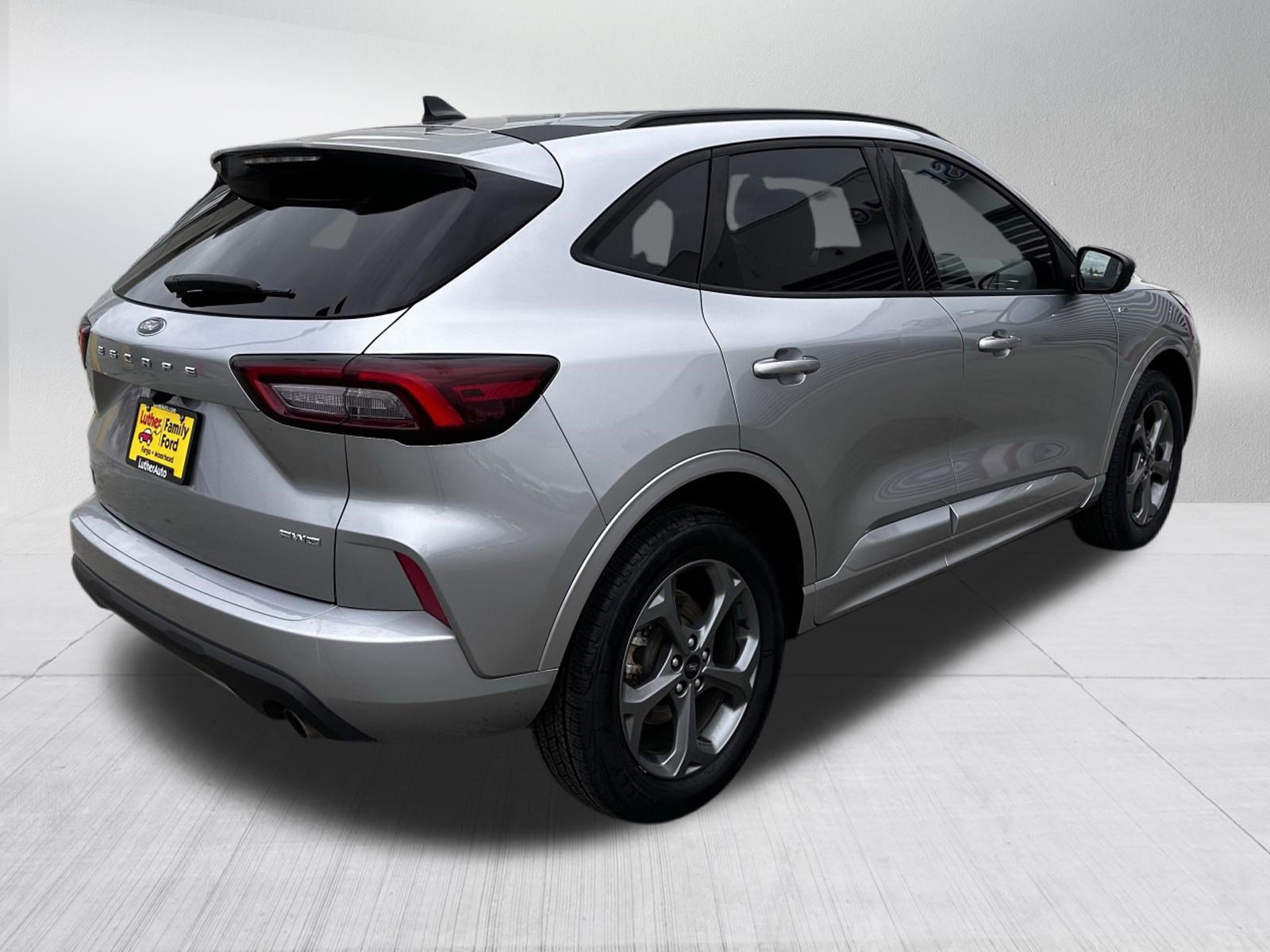 Certified 2024 Ford Escape ST-Line AWD/4WD image 7