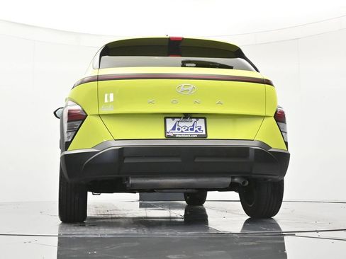Used 2024 Hyundai Kona SEL FWD image 40