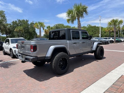 Used 2021 Jeep Gladiator Sport AWD/4WD image 10