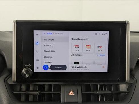 Used 2024 Toyota RAV4 LE image 29