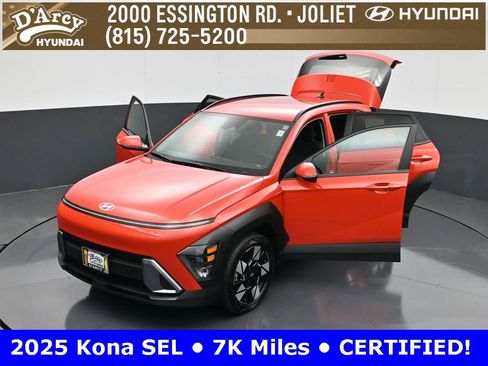 Certified 2025 Hyundai Kona SEL image 30
