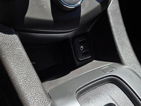Used 2018 Chevrolet Sonic LS FWD image 33