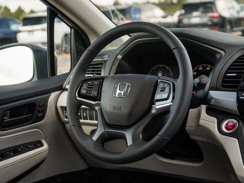 New 2026 Honda Odyssey EX-L image 16