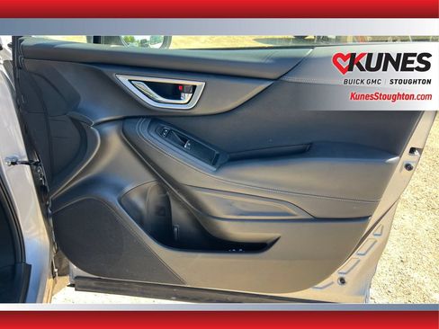 Used 2020 Subaru Forester Premium w/ Popular Package #1 AWD/4WD image 33