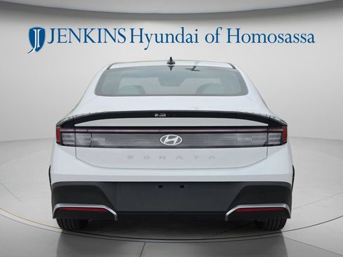 New 2026 Hyundai Sonata SE FWD image 5
