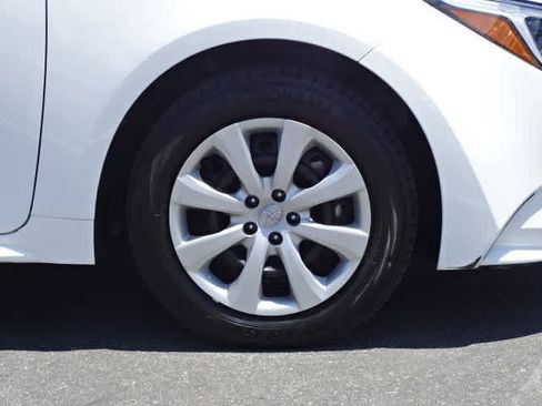 Certified 2026 Toyota Corolla LE w/ Carpet Mat Package (TMS) FWD image 8