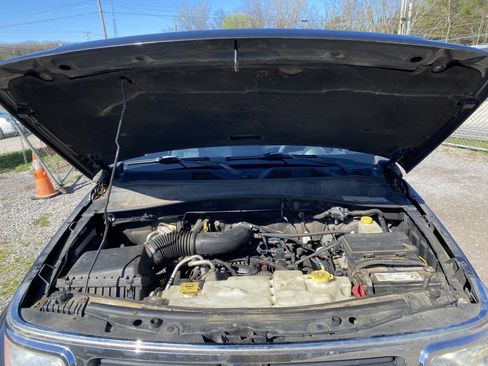 Used 2011 Dodge Nitro SE image 17