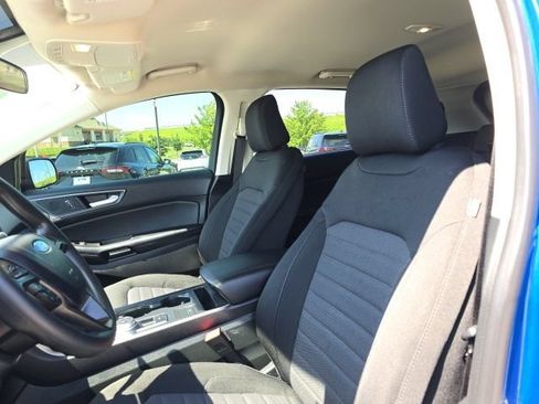 Used 2024 Ford Edge SE w/ Black Appearance Package AWD/4WD image 13