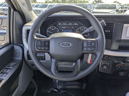 New 2025 Ford F450 XL w/ XL Chrome Package image 23
