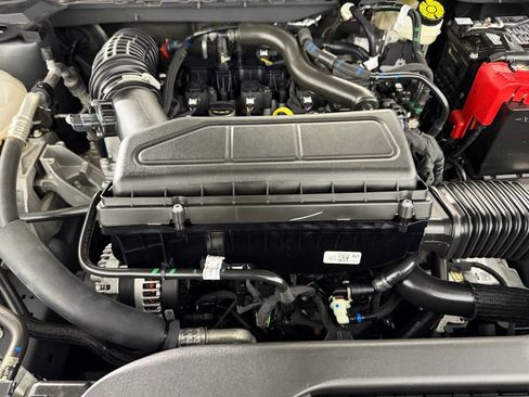 Used 2025 Ford Escape Active w/ Tech Pack #1 image 32