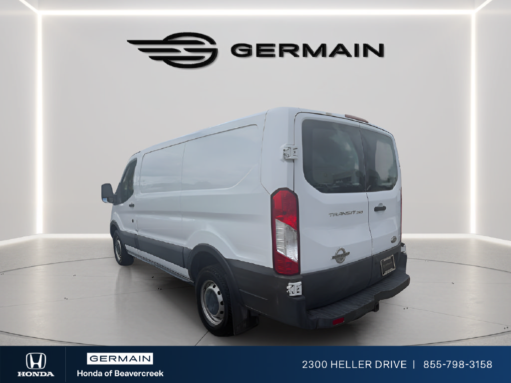 Used 2015 Ford Transit 250 130 Low Roof RWD image 6