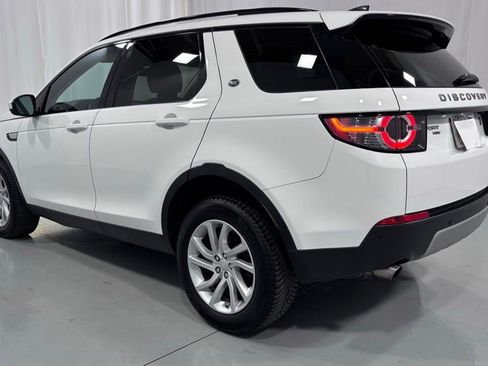 Used 2019 Land Rover Discovery Sport HSE AWD/4WD image 8