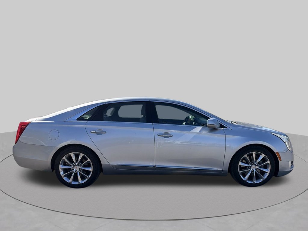Used 2013 Cadillac XTS Luxury FWD image 5
