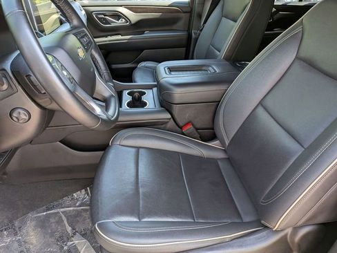 Used 2024 Chevrolet Tahoe Premier AWD/4WD image 18