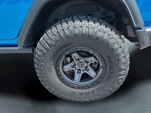 Used 2025 Jeep Wrangler Unlimited Sport AWD/4WD image 14