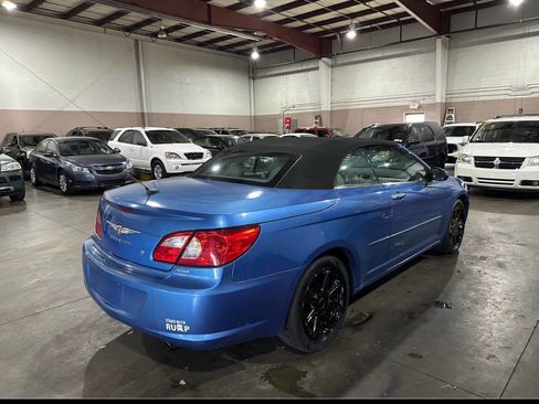Used 2008 Chrysler Sebring Limited image 4