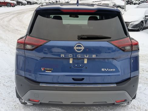 Used 2023 Nissan Rogue SV w/ SV Premium Package image 6