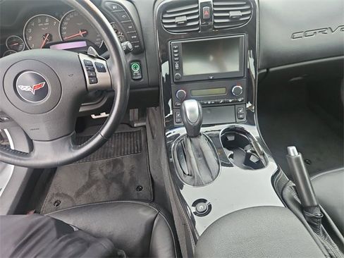 Used 2010 Chevrolet Corvette Grand Sport w/ Preferred Equipment Group image 10