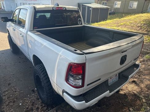 Used 2021 RAM 1500 Big Horn image 7