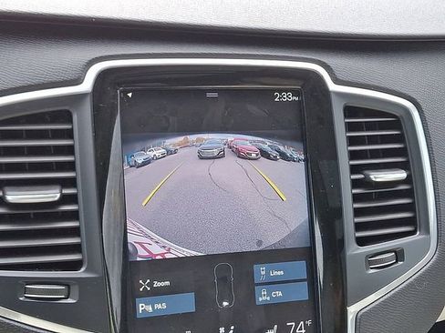 Used 2022 Volvo XC90 T5 Momentum w/ Climate Package image 19