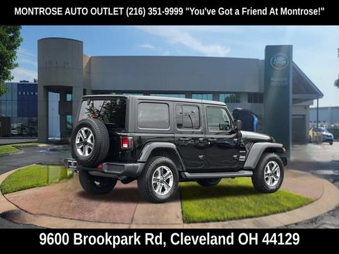 Used 2021 Jeep Wrangler Unlimited Sahara w/ Uconnect 4C Nav & Sound Group AWD/4WD image 4