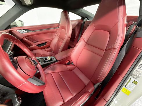 Certified 2024 Porsche 911 Carrera S image 5
